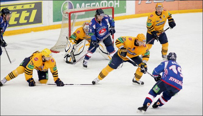 28 января 2011 года. Регулярный чемпионат КХЛ. Нижний Новгород. "Торпедо" - "Атлант" - 3:5. 28 января 2011 года. Регулярный чемпионат КХЛ. Нижний Новгород. "Торпедо" - "Атлант" - 3:5.