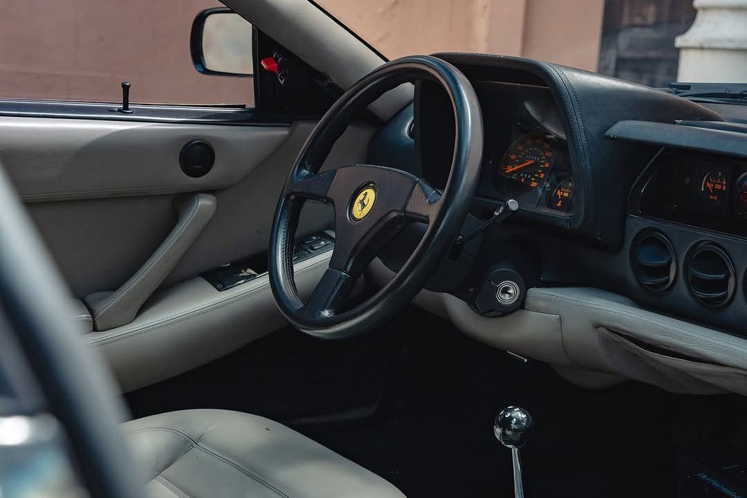 Интерьер принадлежавшей Джордану Ferrari 512 TR Интерьер принадлежавшей Джордану Ferrari 512 TR
