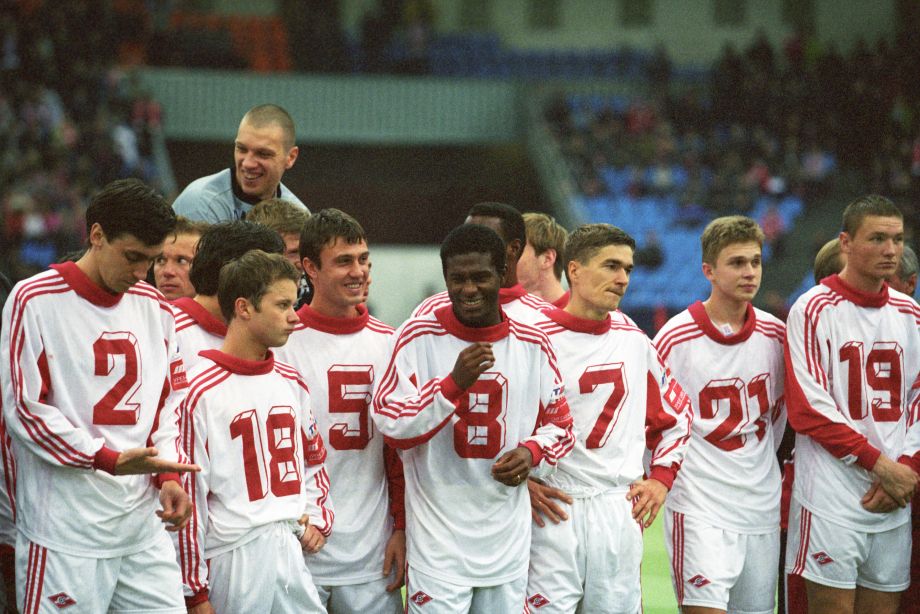 Игроки «Спартака» в 2001 году Игроки «Спартака» в 2001 году