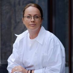 Елена Суханова