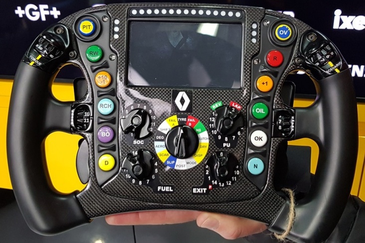 Рулевое колесо Renault R.S.18