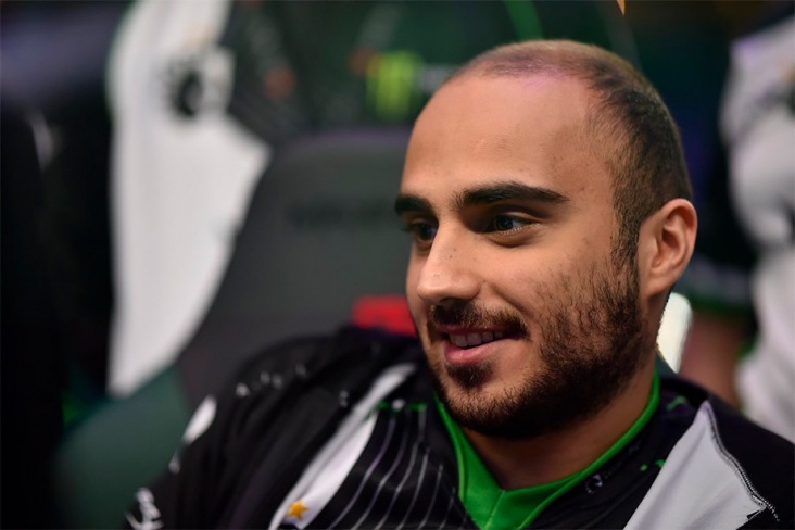 Куро Kuroky Салехи Тахасоми