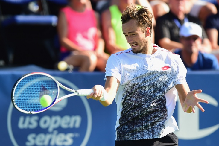 Медведев обошёл Федерера в чемпионской гонке ATP