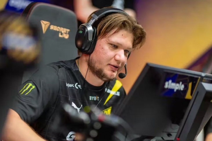 Александр s1mple Костылев