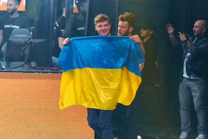 s1mple назвал Крым российским, что ему грозит