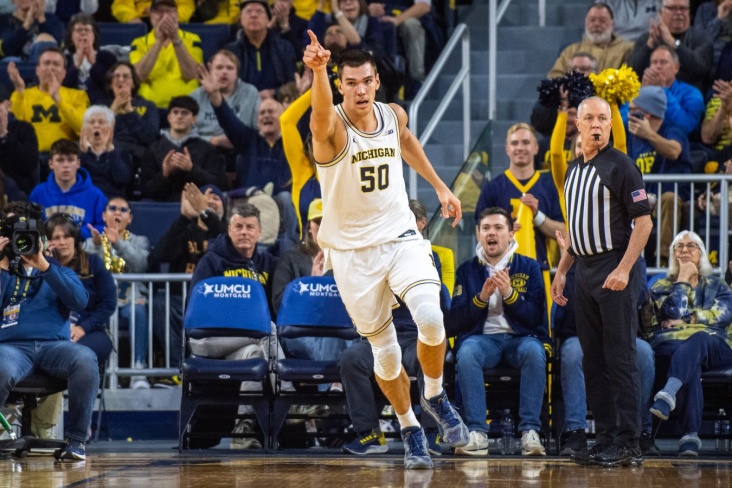 Влад Голдин взял награду в NCAA