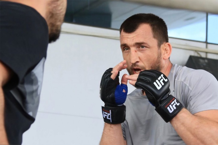 В UFC огласили карды всех четырёх турниров «Бойцов